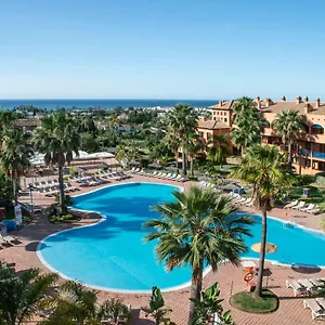 Pierre & Apartahotel